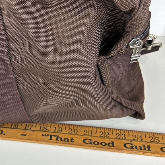 TUMI Large Brown Men's Duffel Travel Bag - Picture 13 of 14